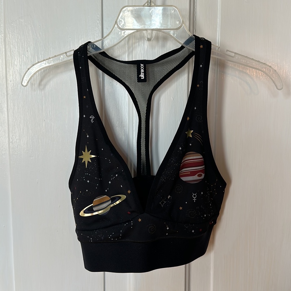 Ultracor 3 piece set, legging size XS, bra size small & jacket xsmall. - Picture 4 of 5